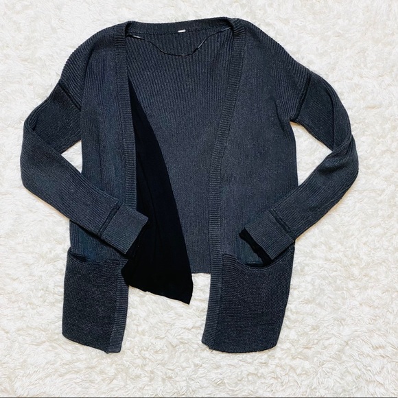 🍋 Lululemon Vestigan Cardigan Sweater - Picture 3 of 5